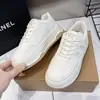 Zapatos Blancos Fufu de Leche para Mujer 2025 Otoño Nuevos Populares Estudiante Versátiles Chic Zapatillas de Mujer con Suela Gruesa