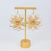 Conjunto de Metal Vintage com Flor Oca, Conjunto de Duas Peças com Colar Longo e Brincos Esculpidos em 3D de Luxo Leve, com uma Vibe Festiva