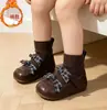 Botas meias patchowork com laço para menininhas, botinhas, botas únicas para bebês e crianças pequenas, sapatos de sola macia para idades 1-3, sapatos da moda para caminhar