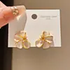 Danza de Flor de Pétalo Rosa~Pendientes de Pétalo con Goteo de Aceite de Circonita de Lujo Ligero, Dulces y Versátiles, Pendientes Elegantes, Pendientes de Nicho de Gama Alta para Mujer