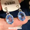 Pendientes de Botón Ovalados con Incrustaciones de Diamante y Aguja Plateada en Color Azul Marino Claro, con un Estilo Fresco y Minimalista, Pendientes de Diseño de Nicho para Mujer