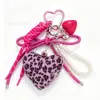 Llavero Colgante de Cuero de Perro Salchicha Rosa Encanto para Bolso Animal de Dibujos Animados Lindo Accesorio Creativo