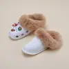 Sapatos Croc Veludo Ártico Acolchoado Nuvem Igloo Branco Forro com Fleece de Alta Densidade Cobertura de Pelúcia Quente Removível Algodão Inverno