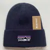 Nuevo gorro de punto para otoño e invierno hilo trenzado Versátil europeo y americano para exteriores cálido cerrado frío gorro de lana engrosada para hombre