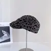 Sombrero Retro de Estampado de Leopardo Otoño e Invierno Europeo y Americano Gorra de Visera Versátil Casual Personalidad Boina Viaje al Aire Libre Boina de Pintor Gorra de Periódico Tendencia
