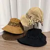 Chapéu de pescador patchwork estampado de leopardo retrô estilo japonês para o início do outono para mulheres, chapéu bucket de sol da moda e elegante para a rua