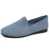 Comércio Exterior Transfronteiriço Outono 2026 Sapatos Femininos Vazados Sapatos de Tecido Mesh Femininos Respiráveis Confortáveis Slip-on Fundo Plano Sapatos Casuais
