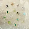 Celebridade da Internet Zhen Huan Armadura Buccellari Forma de Trevo Liga Cortada Luxo Zircônia Estilo Xifei Decoração para Nail Art