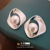Anel Mobius Agulha de Prata Brincos Geométricos de Pérola Brincos Europeus e Americanos com Design Esculpido Brincos de Luxo Acessível