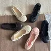 Versión de cuero suave~Zapatos de ballet de punta redonda para mujer, otoño 2026 nuevo lazo poco profundos planos súper suaves zapatos mecedores de abuela