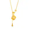 Mismo Estilo que el Collar con Borla Cuadrada de la Suerte Chapado en Oro Incrustado de Diamantes de la Tienda de Oro Puzuo para Mujer, Lujo Ligero, Gama Alta, Exquisita Cadena para la Clavícula