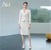 Traje de Falda Corta Profesional Blanco Crudo Nuevo Estilo Primavera y Otoño para Mujer, Elegante Estilo Diosa de Longitud Media Bodycon Formal Ropa de Trabajo