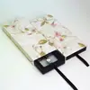 Caixa Flutuante Longa Estilo Chinês de Filme PE 9*23cm para Correntes de Suéter, Colares, Joias e Colecionáveis com Design de Puxar