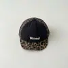 Gorra de Bebé Yipan Estilo Nuevo Primavera y Otoño 2026 Color Block de Moda Ins Ala Suave Gorra de Béisbol Infantil con Estampado de Leopardo