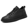 Sapatos Masculinos de Inverno com Forro de Lã Sapatos de Chef Estilo Coreano Masculino Versátil Antiderrapante Sapatos de Couro Preto Casuais Acolchoados Quentes Sapatos de Algodão para Homens