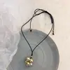 Diseño de Nicho Inspirado en Estilo de Blogger Coreano Cadena Larga Negra de Cuerda Simple Versátil para Suéter Collar Minimalista Fresco