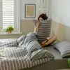 Conjunto de Quatro Peças de Algodão Jersey Japonês Nishikawa Cor Tecida Estilo MUJI Conjunto de Quatro Peças Roupa de Cama para Dormitório Capa de Edredom Listrada Lençol de Cama