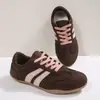 Zapatillas de entrenamiento retro alemanas para mujer, piel de ante, tres rayas, con cordones, zapatos casuales planos, zapatos de mujer de talla grande transfronterizos, una pieza