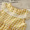 Vestido de Verano para Bebé Niña 2026 Estilo Nuevo Cuadros Amarillos Encaje Solapa Sin Mangas Estilo Coreano Dulce Vestido Chaleco