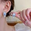 Aretes de botón de perlas de plata 925 estilo ins para mujer, nicho de moda de lujo ligero de alta gama, aretes versátiles, aretes elegantes retro