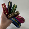 Yongge Jewelry Pulsera Ancha de Madera Cuadrada Incrustada Colorida Estilo Europeo y Americano Moda Apilable Joyería de Mano Al por Mayor