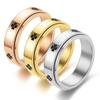 2022 Nuevo Anillo Giratorio de Trébol de Cuatro Hojas Popular de Aceite Anticorrosivo Transfronterizo Joyería para Pareja Fábrica de Origen