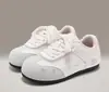 Nuevas Zapatillas Deportivas Casuales de Moda Versátiles para Mujer Primavera 2026, Punta Redonda, Ligeras, Planas, Alemanas, para Entrenamiento, Transpirables y Cómodas