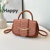 Bolsa de ombro e transversal versátil com padrão de ondas, muito estilosa, nova moda verão 2026, tendência, simples, com textura