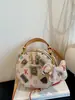 Bolso para Mujer 2026 Nuevo Estilo Moda Tendencia Bolso Cruzado Otoño Invierno de Mano Moda Hombro Único Nicho Tendencia Sensación de Alta Gama Bolso Pequeño