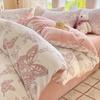 Juego de cuatro piezas de terciopelo de leche 2025 Nuevo invierno Engrosado Terciopelo coral Cubre edredón tallado Cama individual con forro polar Juego de tres piezas de sábanas