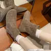 Botas Casuais da Moda para o Tornozelo Versátil Respirável Botas Curtas Novas Planas 2025 Estilo Francês Perfuradas Birkenstock