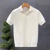 Camisa polo con cuello en V, cuello de gaviota, tejido de punto de manga corta para hombre, cuello vuelto texturizado, camiseta estilo old money, venta al por mayor de fábrica transfronteriza de verano