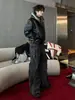 Chaqueta de Cuero Estilo Americano con Capucha Negra de Águila de Montaña con Forro de Algodón para Hombre, Chaqueta de Algodón Gruesa de Invierno con Elegante Cuello de Piel