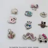 Adesivos Decorativos Redondos de Marca Registrada, Pingentes de Desenho Animado Personalizados, Botões de Máquinas de Instrumentos para Celular, Rotulagem com Strass