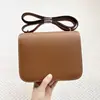 2026 Novo Modelo Couro Genuíno Estampa de Palma Fivela H Bolsa Kangkang Couro de Vaca Pequena Quadrada Moda Versátil Ombro Transversal Bolsa de Comissário de Bordo