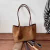 Bolso de Mano Retro de Gamuza Bolsa de Gran Capacidad para Mujer 2026 Nuevo Otoño para Viajar al Trabajo Bolso Grande de un Solo Hombro de Gama Alta