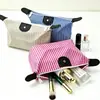 Bolsa de bolinho listrada bolsa de maquiagem bolsa de armazenamento de skincare bolsa de mão portátil bolsa de presente bolsa de viagem moderna