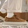 Fabricante de Fujian Zapatos para Hombre Todas las Estaciones Suela Gruesa Zapatos que Aumentan la Altura Modernos Retro Casual Zapatillas de Deporte Viaje al Aire Libre Estudiante Zapatos de Moda Uno