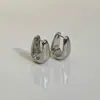 Brincos em Forma de U com Design Versátil, Moda Transfronteiriça Europeia e Americana, com um Toque de Luxo e Sofisticação, Brincos de Nicho para o Dia a Dia e para o Trabalho