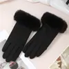 Luvas Quentes para Mulheres no Inverno, Espessadas com Lã, Fofas, à Prova de Vento, Espessadas com Lã, Adequadas para Ciclismo ao Ar Livre, Luvas Quentes com Tela Sensível ao Toque