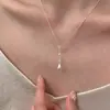 Collar de Gota de Agua Estilo Antiguo Mar de la Luna Diamante Brillante Clavícula Temperamento de Alta Gama Nicho Diseño Retro Francés