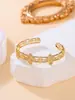 Pulsera de Trébol de Cuatro Hojas con Incrustaciones de Zirconia y Cobre Transfronteriza para Mujer, Estilo Japonés y Coreano, Moderna y Sencilla, Llena de Diamantes, Pulsera de Joyería de Alta Gama para Mujer, Ligera