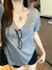 Camiseta Gris de Cuello en V de Manga Corta de Color Sólido para Mujer, Estilo Veraniego Ligeramente Transparente y Delgado, Top Holgado Casual Relajado