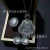 Set de colgante bañado en plata con Buda de calcedonia blanco hielo, Buda Maitreya de ágata blanca, pendientes y anillo de jade, set de tres piezas