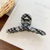 Pinza para el Cabello de Lana con Forma de Corazón Estilo Universitario para Otoño e Invierno con Pinza Lateral y Pinza de Tiburón para Moño en la Parte Trasera de la Cabeza Accesorio para el Cabello para Mujer