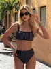 Novo estilo 2026 AliExpress Europeu e Americano moderno sexy biquíni conjunto de duas peças para mulheres, adequado para a praia, beira-mar e fontes termais