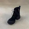 Botas Curtas de Moda para Mulheres, Outono e Inverno 2026, Bico Redondo, Cadarço, Estilo Martin, Zíper Lateral Retro, Versátil, Emagrecimento, Salto Grosso