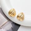 Pendientes huecos de metal real de 18 quilates chapados en cobre de estilo chino, pendientes personalizados de nicho, pendientes elegantes de alta calidad de estilo frío