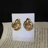 Luxo Leve, Modernos, De Alta Qualidade, Personalizados e Versáteis Brincos de Metal Estilo Europeu e Americano Coleção de Brincos de Design de Nicho para Mulheres