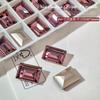 Popular en línea popular rosa seco K9 taladro de uñas súper brillante púrpura puntiagudo diamante con forma especial Corazón Torcido caramelo de roca pegado de uñas Diamante